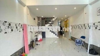 Nhà 4x15m trệt 2 lầu mặt tiền Trần Hoàng Na