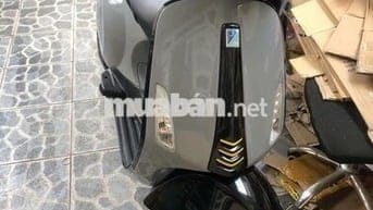 Bán nhanh Vespa 2016 xám, Mới 95%