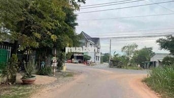 Săn Sale Săn Sale vị trí nằm ngay cổng KCN Long Khánh