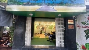 CHO THUÊ NHÀ MẶT TIỀN TÂN QUY (cũ), QUẬN 7