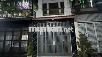 GIẢM HẲN 150TR CÒN 4,35TỶ NHÀ 3 LẦU DĨ AN XE HƠI ĐẬU CỬA