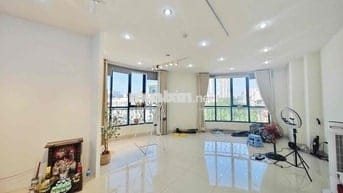 CHÍNH CHỦ CHO THUÊ SÀN MẶT PHỐ ĐỐNG ĐA 70M GIÁ CHỈ 10TR ĐẸP KENG