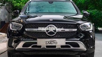 GLC200 4Matic Sx 2020 . Đen - Kem . Giá : 1ty1xxtr