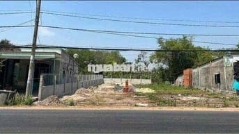 Đang kẹt tiền cần bán miếng đất thổ cư 220m2