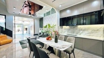 CHO THUÊ NHÀ NGUYÊN CĂN 3PN 4WC GẦN BIỂN, GẦN TRƯỜNG HỌC