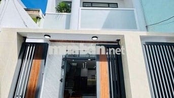 BÁN NHÀ LẦU 90M SỔ RIÊNG THỔ CƯ GIÁ CHỈ 2 TỶ 150 ĐI HƯỚNG KDL BỬU LONG