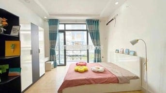 Cho thuê hộ 1 phòng ngủ ban công ngay phường Tân Kiểng, Quận 7