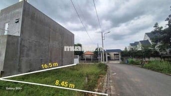 Cần bán lô góc 2 mặt tiền phường hòa lợi .tp hcm