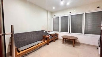 CHO THUÊ NHÀ 5 TẦNG - NGÕ 115 AN DƯƠNG (GẦN CHỢ YÊN PHỤ) Diện tích: 50