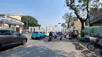 BÁN NHÀ MẶT TIỀN TRUNG TÂM – VỊ TRÍ VÀNG KINH DOANH