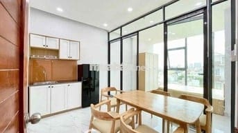 CHDV 1PN CỬA SỔ VIEW KÍNH NGAY BẮC HẢI - THANG MÁY FULL NỘI THẤT