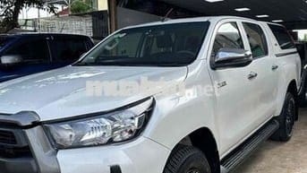 Toyota Hilux 2020 2.4E 4x2 AT - 130000 km