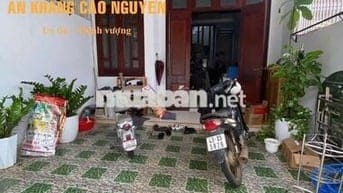 Cho thuê nhà hẻm ô tô Ama Khê, Sân ô tô, 4 phòng ngủ,dàn năng lượng MT