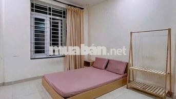 Phòng trọ 25m2 đường Trần Hưng Đạo ,quận 1