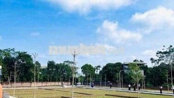 Chính chủ bán đất 100m2 gần hoa thị vệ tinh Hoà Lạc