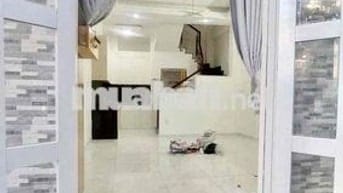 Nhà Mới Đẹp đg Qtrung P10: 4x7m, 2 lầu, 2pn, 3wc, sân thượng