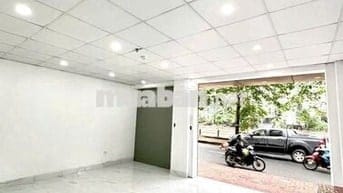 Cho thuê gấp MBKD, mặt đường ngõ 8 Cầu Bươu, gần KĐT Đại Thanh.
