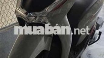 Kẹt tiền cần bán SH 160cc dk 09/2024