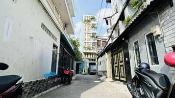 HẠ GIÁ BÁN NHANH CĂN TÔN THẤT THUYẾT QUẬN 4, GIÁ 3ty hơn 60m2 có sổ 