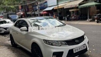 Kia Cerato Koup 2009 - 98123 km