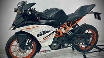 KTM RC390 2015