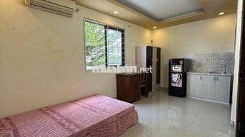 PHÒNG TRỌ CÓ CỬA SỔ - KDC TRUNG SƠN GẦN QUẬN 1,5,7,8 FULL NỘI THẤT