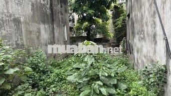 Chính chủ gửi bán 33m2 chợ bưởi, võ chí công, Hoàng Quốc Việt