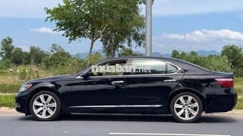 Lexus Ls600HL xe sang Hybrid V8 xăng điện 100km/6L