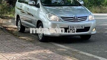 Toyota Innova 2010 G - 20000 km