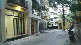 Cho Thuê Căn hộ Phố Đội Cấn - Ba đình - 100M - 2 phòng ngủ - Full đồ 