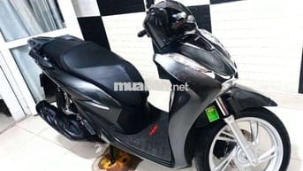 Dư dùng, Bán xe SH 125 màu xám mới 99% xe chùm mền