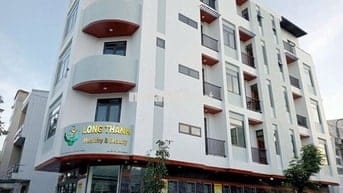 Cho thuê căn hộ studio đầy đủ nội thất, gần biển, thoáng mát