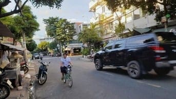 BÁN GÓC 2MT PHAN ĐÌNH PHÙNG – TRỆT 2 LẦU – VỊ TRÍ KINH DOANH HIẾM