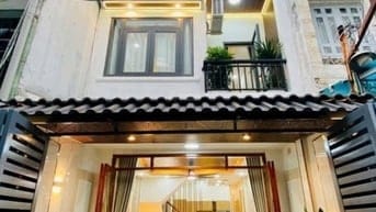 Chủ nhà kẹt tiền bán lỗ nhà đường 6.5m Lê Văn Sỹ -Quận 3. Giá 5 tỷ 500