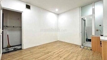 PHÒNG MÁY LẠNH NGAY CỔNG 3 CVPM QUANG TRUNG