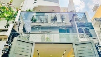 Đi nước ngoài bán gấp nhà Khuông Việt, Phú Trung, Tân Phú. Chỉ 3.18tỷ