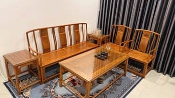 LÀM RẤT KỸ TÂM HUYẾT. DƯ DÙNG TÔI THANH LÝ BỘ BÀN GHẾ GỖ HƯƠNG LÀO ĐẸP