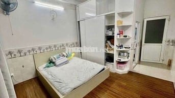 NHÀ 1TRỆT 2LẦU 4X16M 3PN 3WC SẴN 3 MÁY LẠNH ĐƯỜNG 38 GẦN CHỢ HIỆP BÌNH