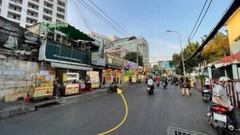 Cc gửi bán nhà p17 bình thạnh 2 mt vị trí gần trường chợ ,á 18,5 tỷ 