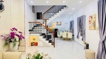 Nhà đẹp Tân Bình - Đường Phan Văn Sửu - ngay Sân Bay - 2,890 tỷ - 47m2