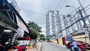 ngx tư Thủ Đức - Metro - HOÀNG DIỆU 2 - HẺM XE HƠI  - NHỈNH 4 TỶ 