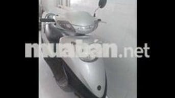 Victoria đi rước con