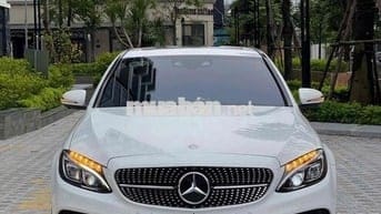 C300 AMG trắng/đỏ 2016