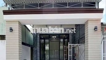 Bán nhà cấp 4 sổ hồng riêng, dt 100m2, ngay chợ Bờ Ngựa giá 705triệu