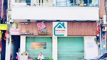 Cho Thuê Nhà Mặt Tiền : 35 Đông Du, Phường Bến Nghé, Quận 1, TPHCM.