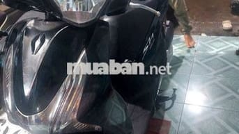Em cần bán xe sh150i ,xe trùm mền