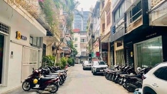 Bán nhà riêng 66m2 ở Thái Hà,lô góc 3thoáng,phân lô oto đỗ cổng,18.2tỷ