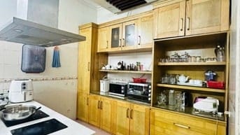 Mặt Phố Hoàng Hao Thám – Ba Đình = 207 M – 4T – MT 6.8 M – Giá 64.8 Tỷ