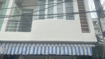 Gia đình cần bán nhà 3 tầng 3 mê Mặt tiền gần Hà Huy Tập -Trần Xuân Lê