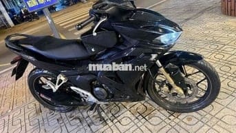 Xe WinneV3 2022 màu đen vàng mới siêu ken 98 %